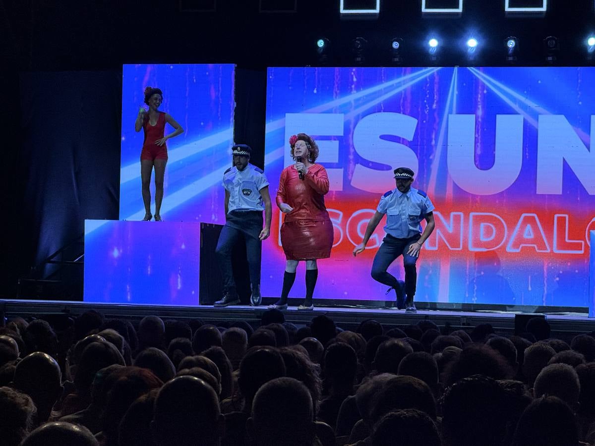 La desternillante actuación de Los Morancos en Lucena, en imágenes