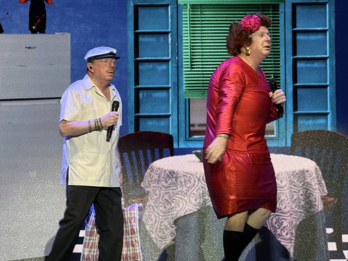 La desternillante actuación de Los Morancos en Lucena, en imágenes