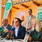 Juanma Camacho, presidente de Jaén Merece Más, junto a los concejales de JMM en el Ayuntamiento de Jaén