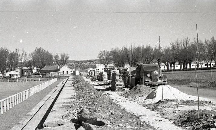 Así fue la construcción del campo de fútbol Carlos III de Toledo en los años 50