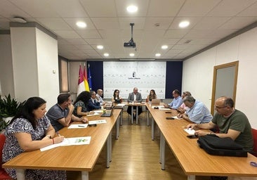 La Junta y el sector agrario se sientan para redactar un documento contra el recorte drástico de la PAC