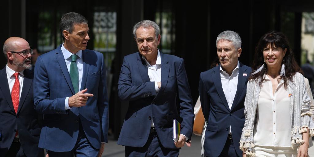 Zapatero se reunirá al menos dos veces en Lanzarote con Sánchez