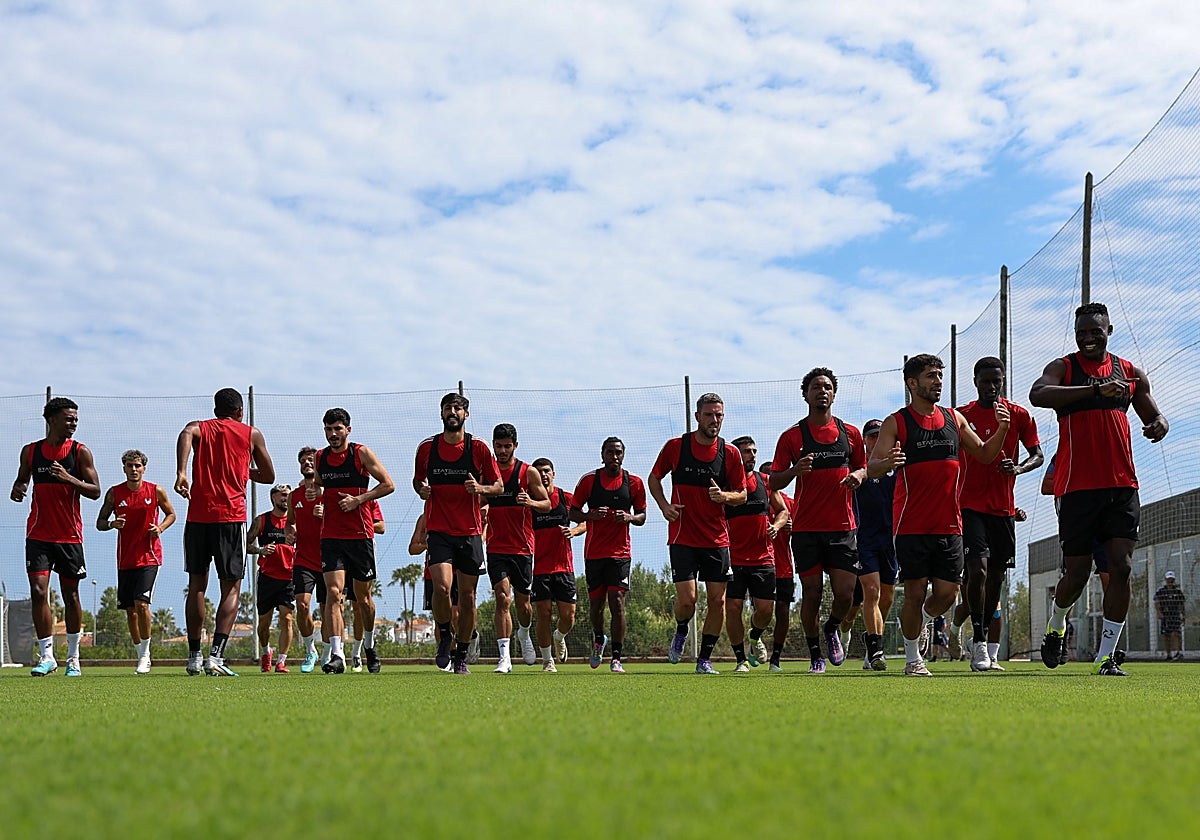 El Al-Arabi en la preparación del partido frente al Córdoba CF