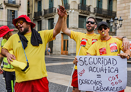 Barcelona, bandera amarilla en las playas por la huelga de los socorristas