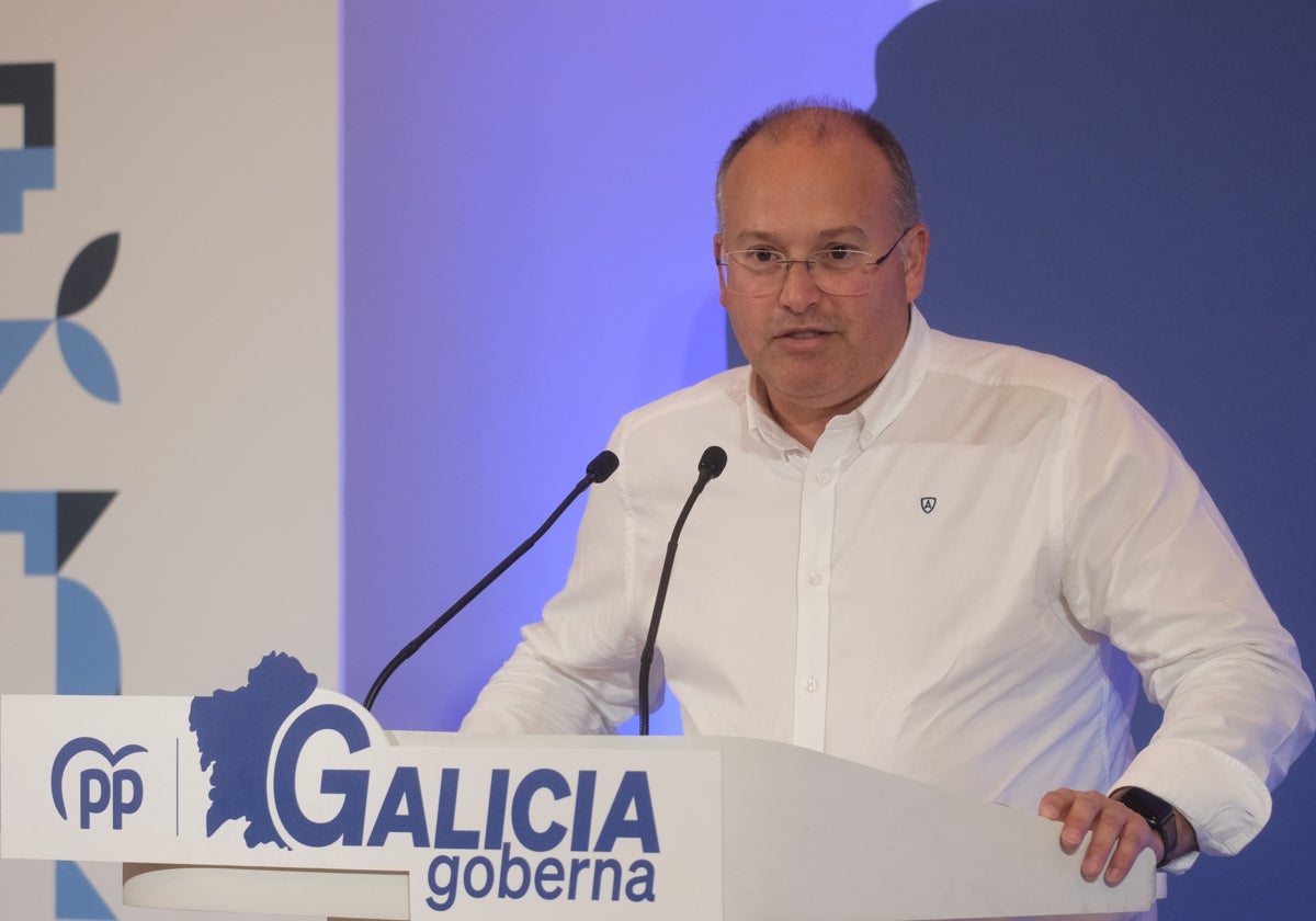 El secretario General del PP, Miguel Tellado, durante la reunión de la junta directiva del PP de Galicia