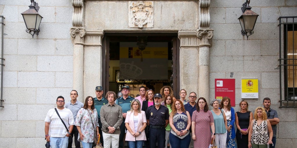 Tolón recuerda que hay más de 5.600 casos activos por violencia de género en Castilla-La Mancha y pide a las víctimas que denuncien