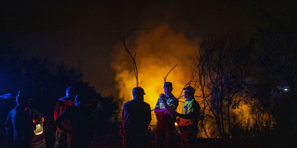 El peor fuego del verano en Galicia calcina ya 570 hectáreas en Vilardevós