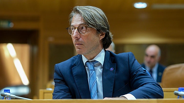 El Parlamento aprueba el mayor techo de gasto en la historia de Galicia, con el concierto catalán de fondo