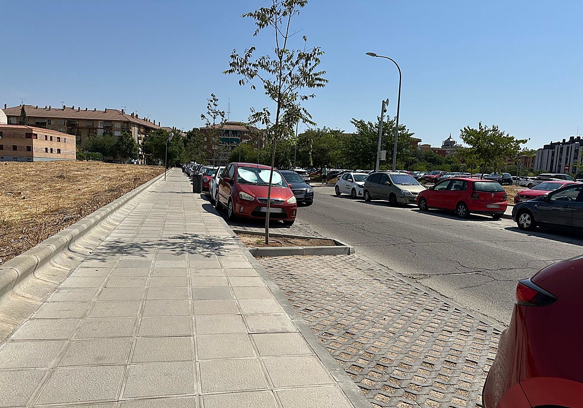 Las nueva plazas de aparcamiento en Camino del Molinero