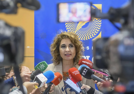 Un malagueño debe trabajar casi 9 meses del año para pagar impuestos