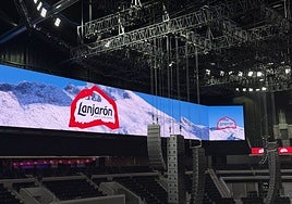 Lanjarón será el agua oficial del Roig Arena y lanzará una edición especial