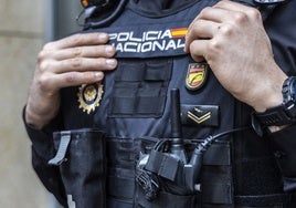 Un policía nacional ingresa en la UCI tras recibir una brutal paliza en Elche