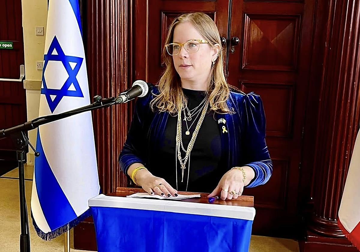 Dana Erlich cuando era embajadora de Israel en Irlanda.