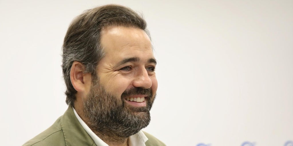Núñez pide a Vox no equivocarse de enemigo: «El objetivo es el cambio en Castilla-La Mancha y que arranque nuevo ciclo político»