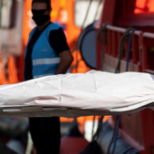 Un rescate de 11 horas salva la vida a 176 inmigrantes de un cayuco con un fallecido y una treintena de menores