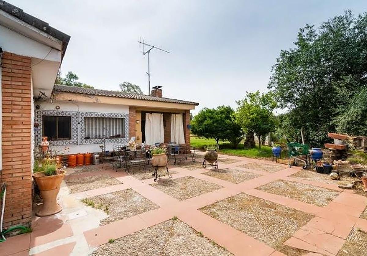 Imagen del exterior de la vivienda en venta