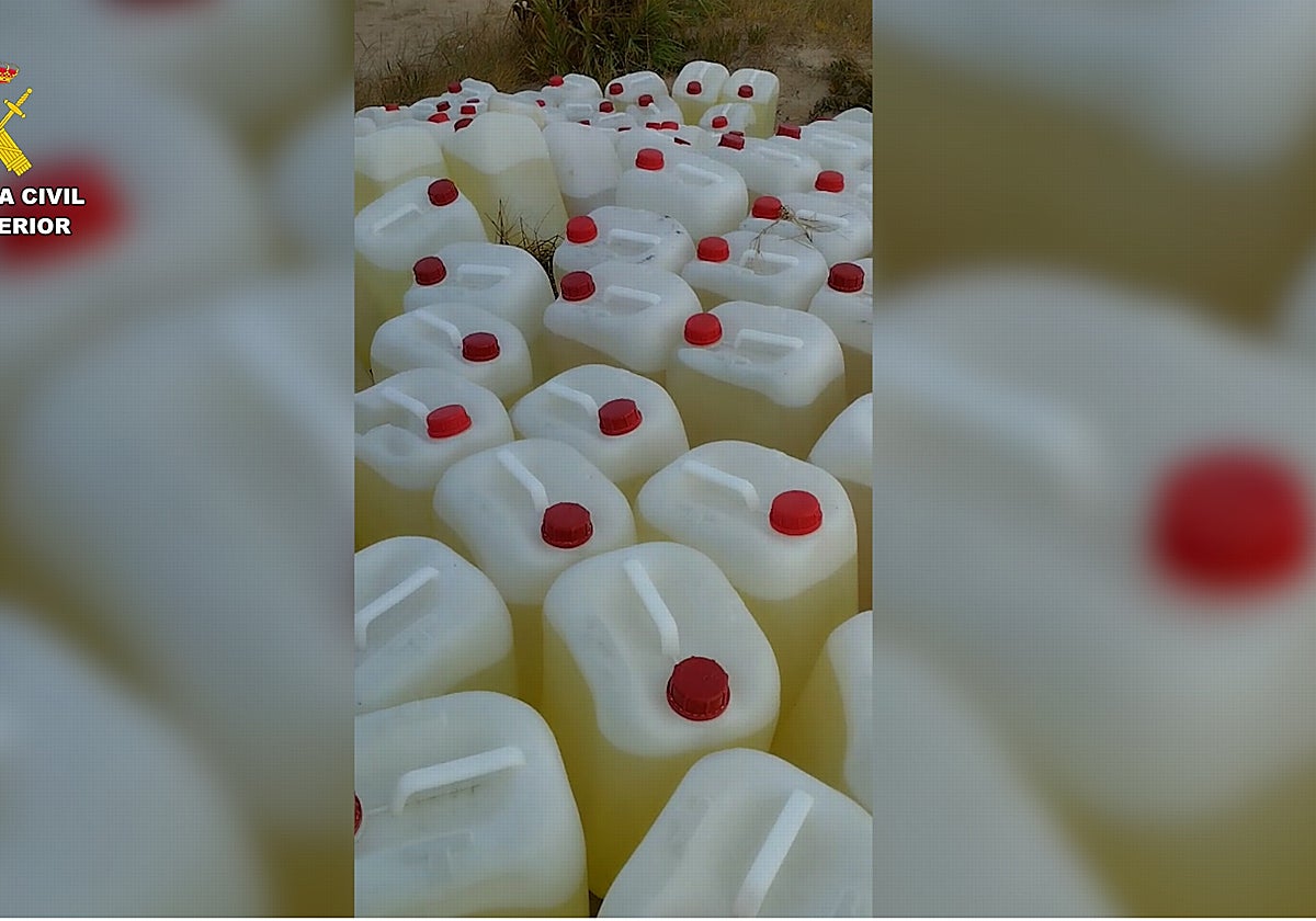 Garrafas de gasolina intervenidas