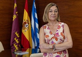 La alcaldesa de Jumilla defiende que sólo regula los espacios deportivos y culpa a Vox: «Su texto sí era inconstitucional»