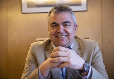 Stampa fue convocado a una reunión con Santos Cerdán pero fue Leire Díez quien asistió finalmente