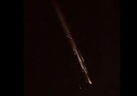 Las espectaculares imágenes de la basura espacial de un cohete chino que ha atravesado Andalucía