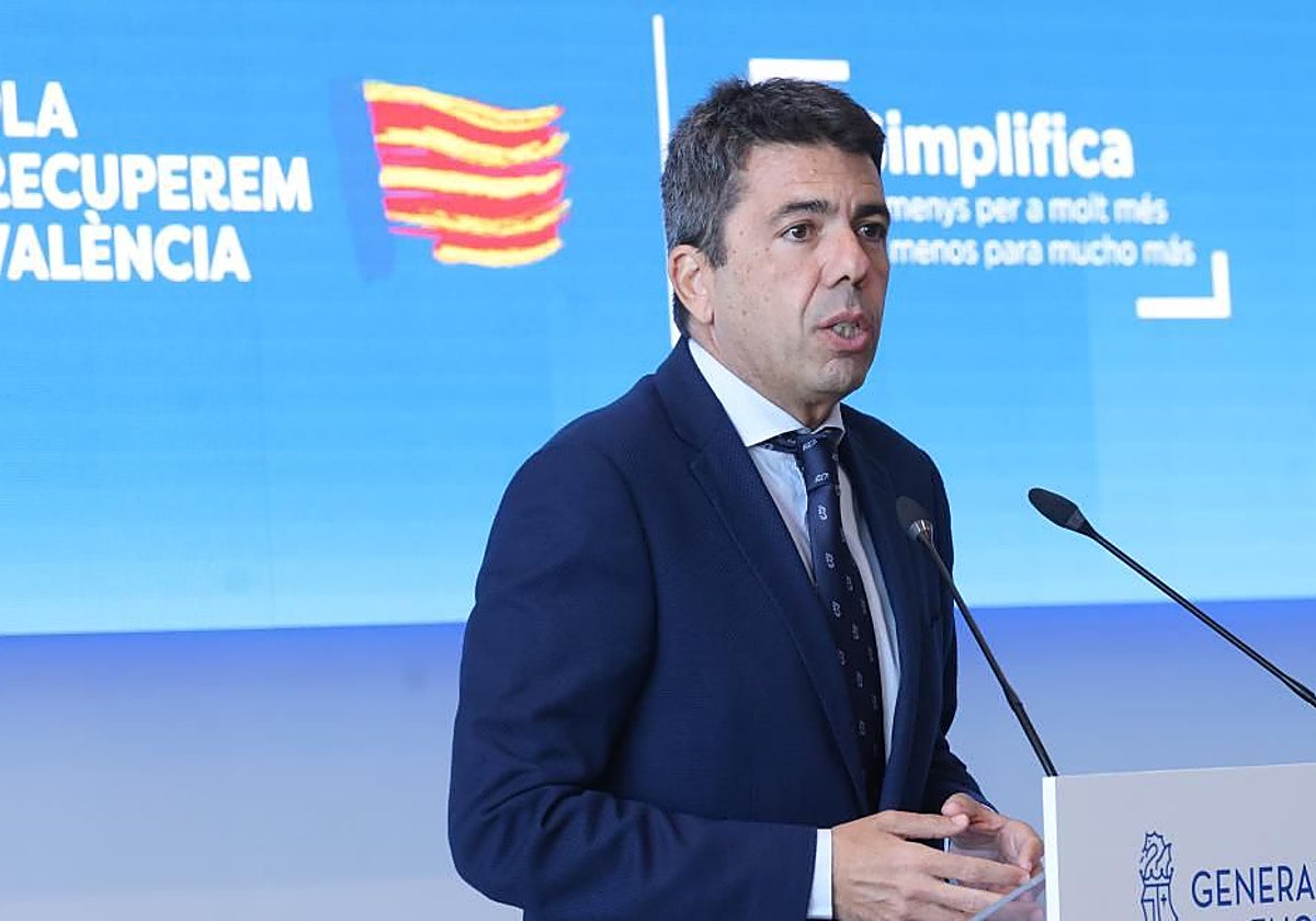 Imagen de archivo de Mazón durante la presentación del Plan Simplifica