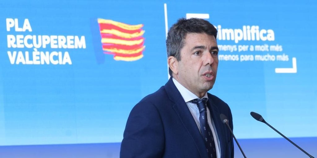 Mazón: «Impulsamos la mayor transformación administrativa para simplificar trámites y acercar la Generalitat a la gente»