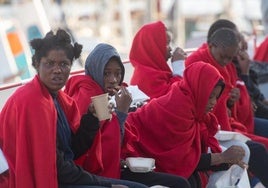 Los primeros diez menores que saldrán hoy de Canarias tienen más de 16 años
