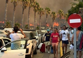 Incendio de Tarifa, en directo: sigue la última hora de la situación del fuego en Zahara y la actuación de Infoca