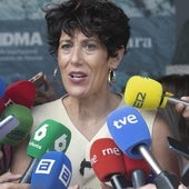 La ministra Saiz acusa al presidente canario de «deslealtad» por su críticas al traslado de menores