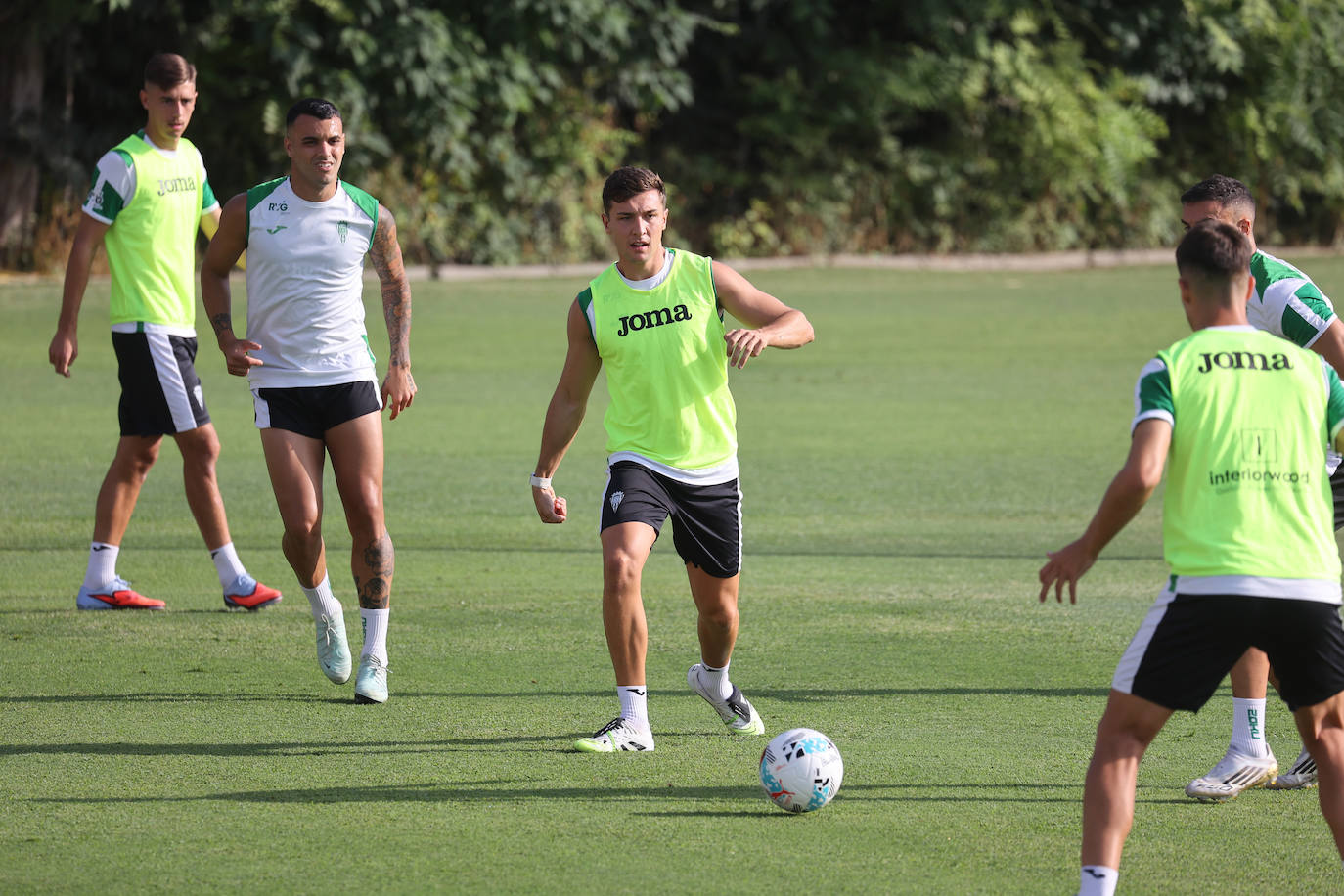 Las imágenes del Córdoba CF preparando ya su debú liguero en Gijón