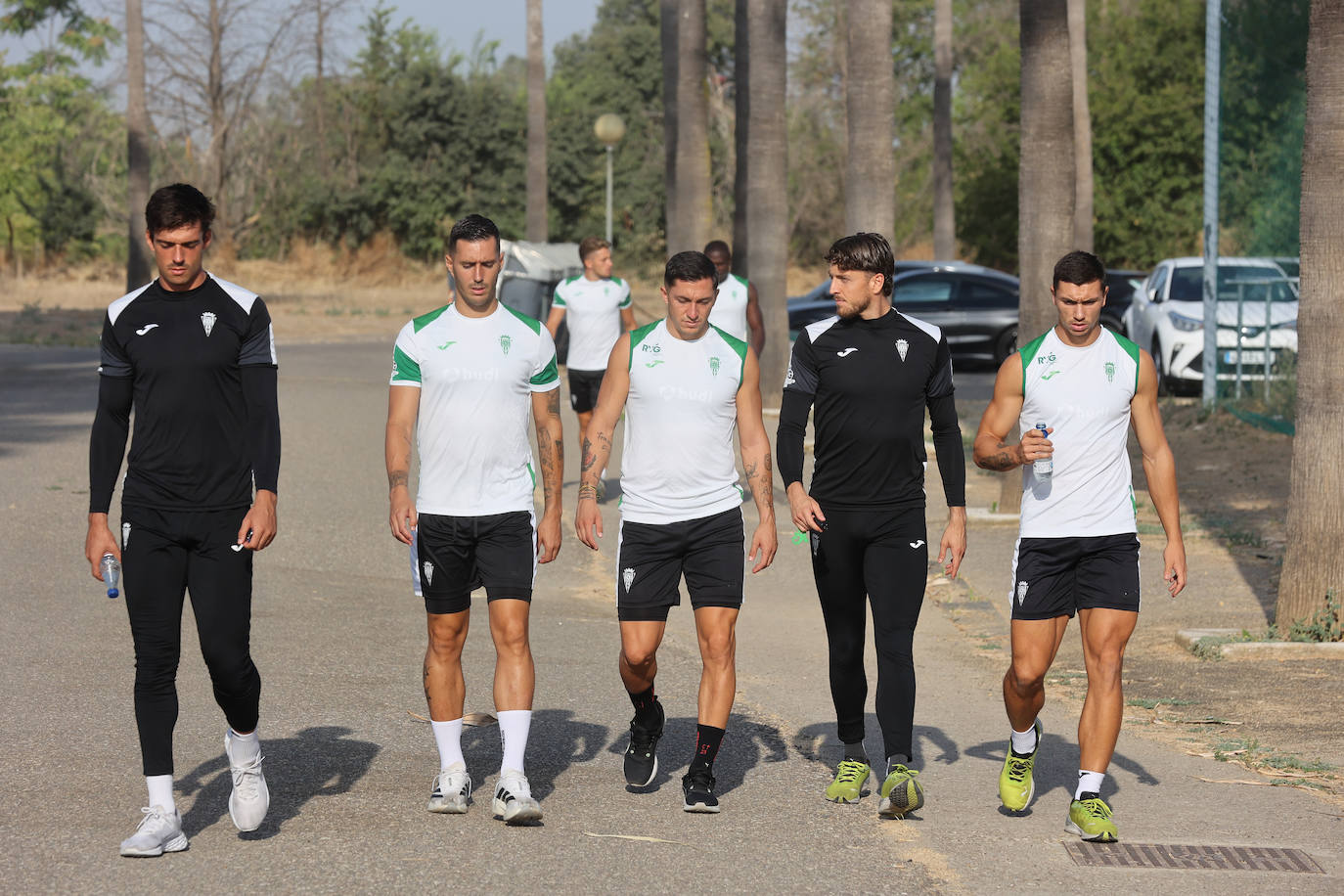 Las imágenes del Córdoba CF preparando ya su debú liguero en Gijón