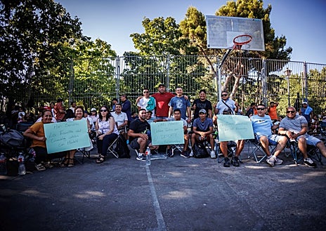 Imagen secundaria 1 - Bola de partido para el ecuavóley: Usera tendrá la primera cancha