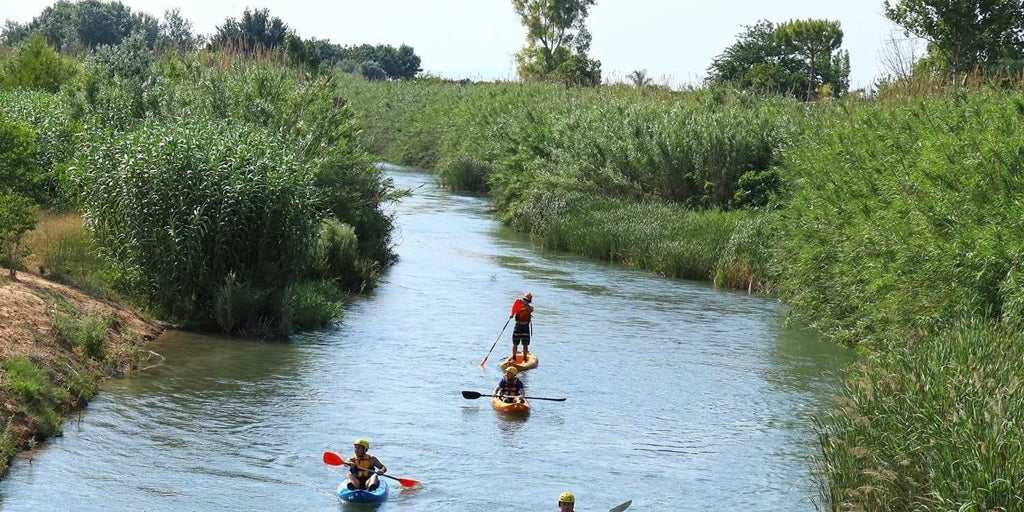 Un pueblo afectado por la dana alerta sobre «el peligro» de bañarse en el río Turia: «Es un polvorín»