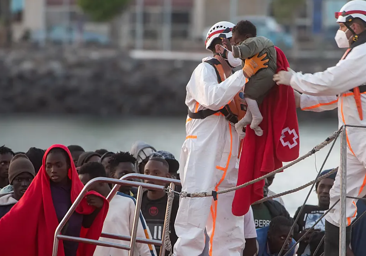 Imagen de un niño rescatado en Fuerteventura en septiembre de 2023