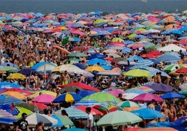 Los pequeños municipios turísticos andaluces lanzan un SOS: «Estamos desbordados»
