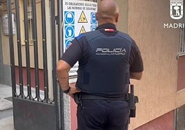 Herido un trabajador tras quedarse a milímetros de seccionarse la tráquea con una radial en Ciudad Lineal