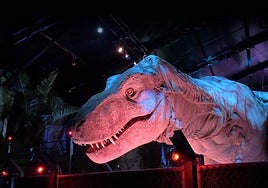 Los dinosaurios de 'Parque Jurásico' se quedan hasta el final del verano