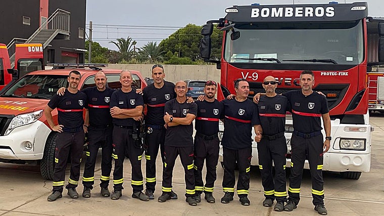 Efectivos del SPEIS del Ayuntamiento de Alicante, en el otro equipo que viaja a la zona más afectada por los incendios en España