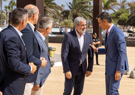 Clavijo cierra su reunión con Sánchez sin compromiso en firme: «No hay plan y la improvisación sigue igual»