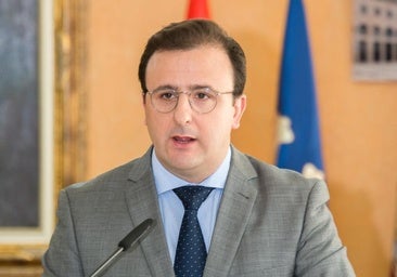 «Alguien debe reflexionar sobre por qué un alcalde como el de Noblejas tiene que hacer huelga de hambre para reclamar lo que la Junta impulsó»