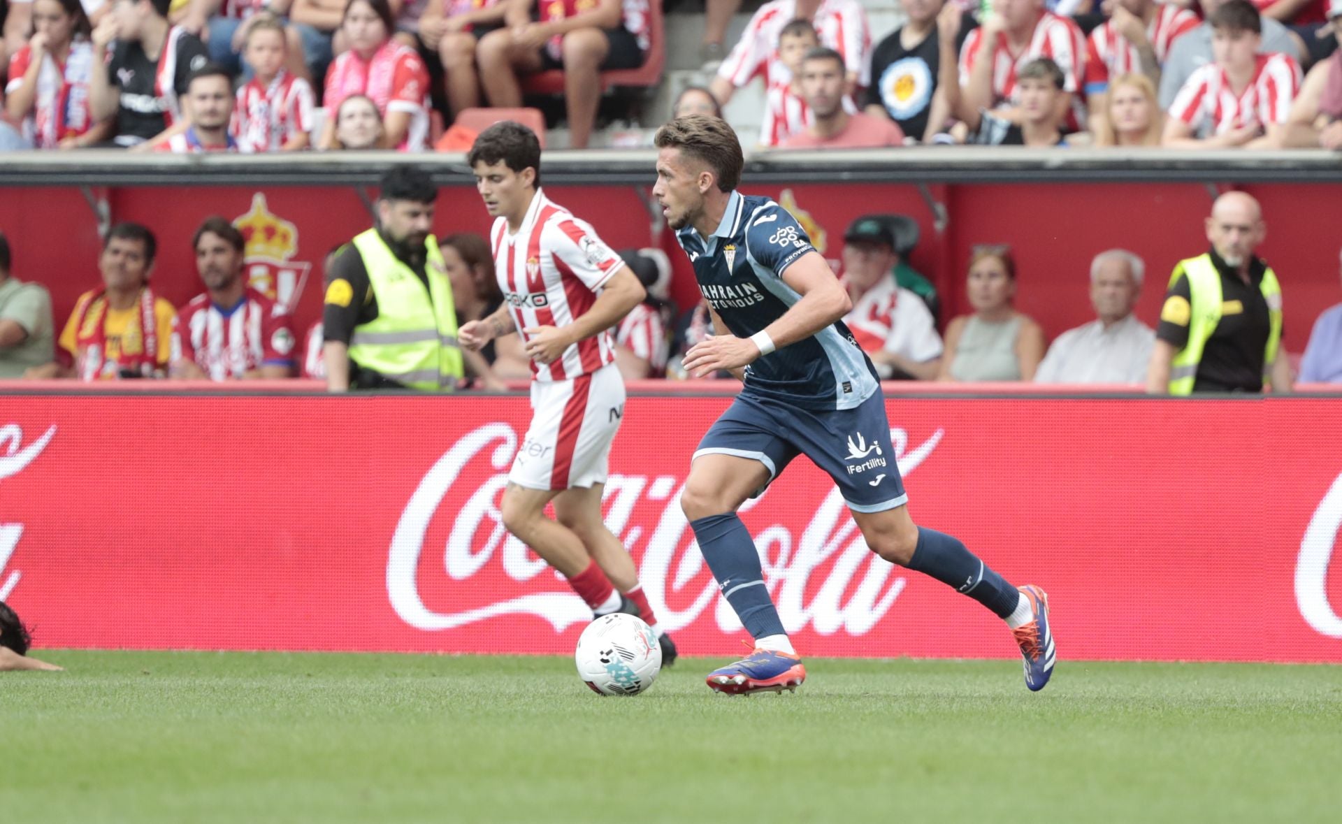 La derrota del Córdoba en Gijón, en imágenes