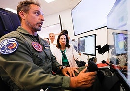 Robles pide al PP que elogie a Protección Civil y el Ejército en vez de» estar criticando en despachos»