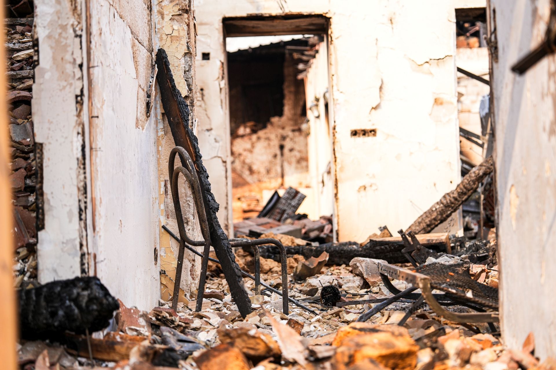 Rastro del incendio en Congosto (León)