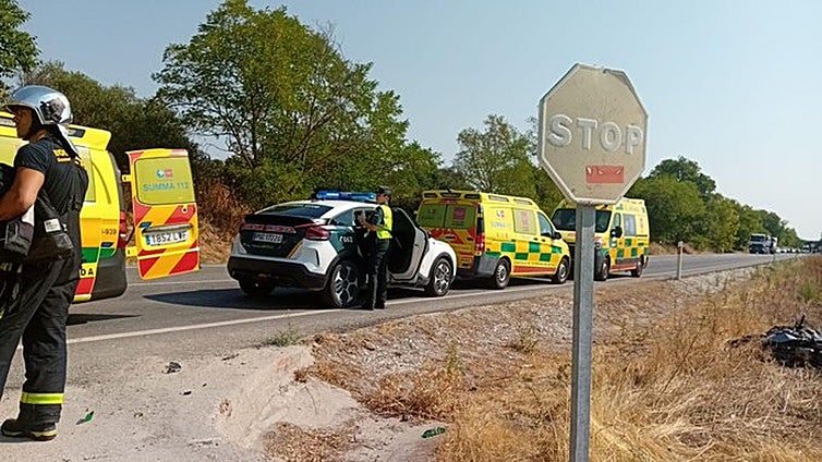 Muere un motorista de 59 años al chocar contra un camión en la M-507 en Villamanta