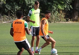 Las opciones que tiene Iván Ania para suplir la salida de Álex Sala del Córdoba CF