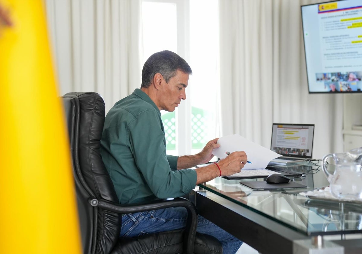Sánchez prolonga sus largas vacaciones y se escapa a Andorra