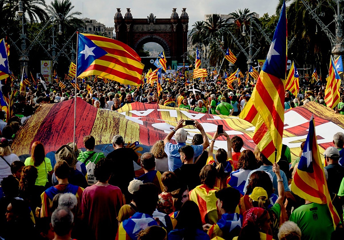 El PSOE pedirá suspender el Pleno del Congreso que coincide con la Diada