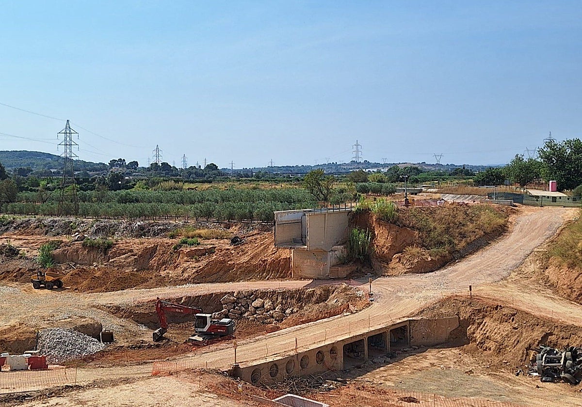 Imagen actual de las obras del canal Júcar-Turia