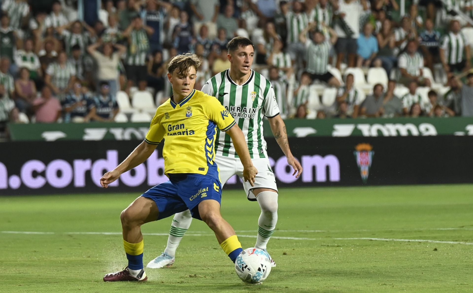 La dolorosa derrota del Córdoba ante Las Palmas, en imágenes