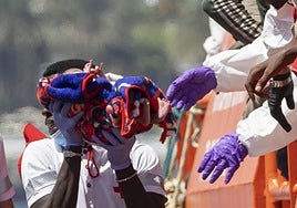 Canarias activa la contingencia migratoria y avisa de que intervendrá la Fiscalía si no hay reparto de menores: «Ya no hay excusas»